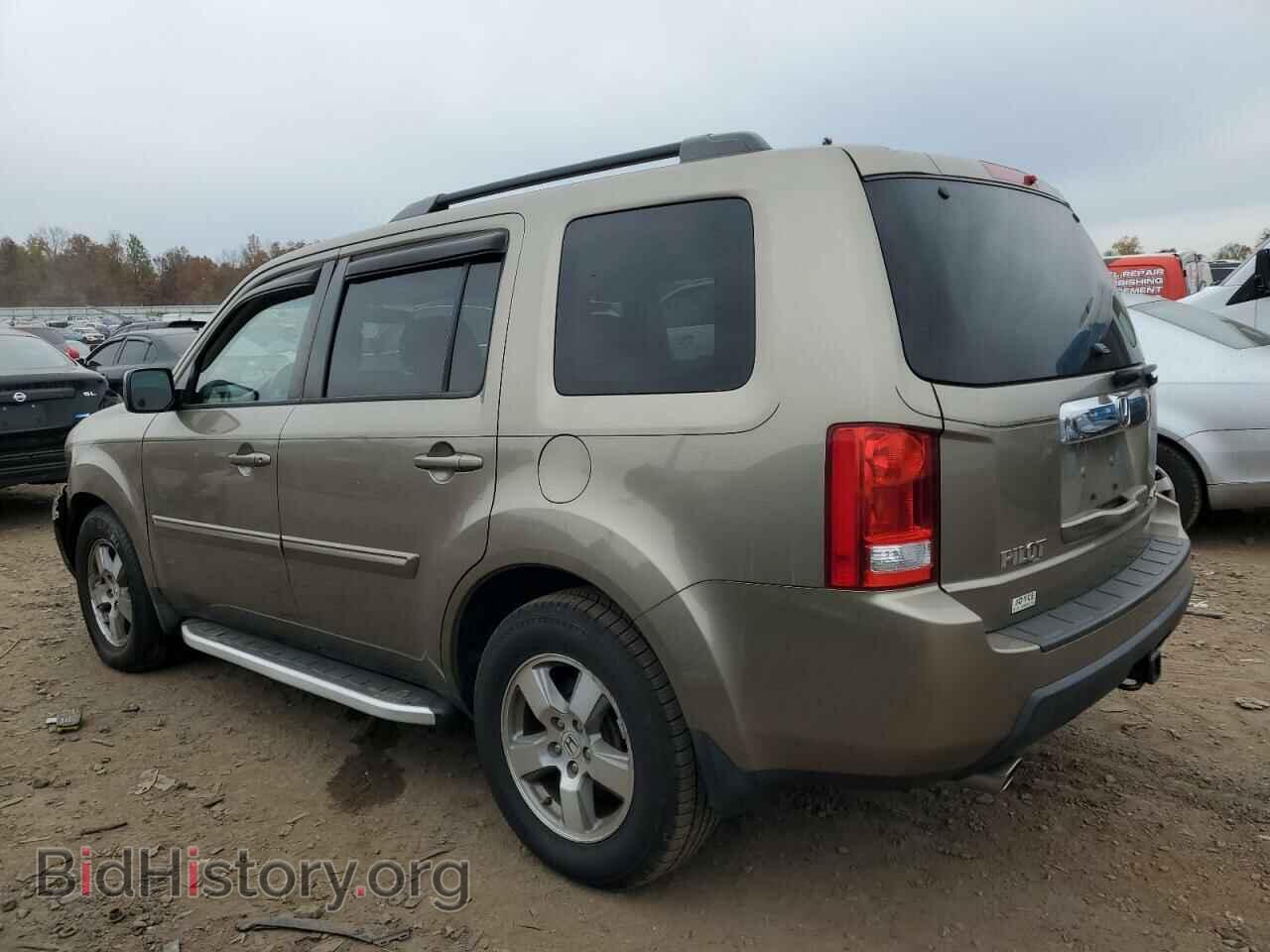 2011 HONDA PILOT - VIN: 5FNYF4H46BB008379 - Фото 2