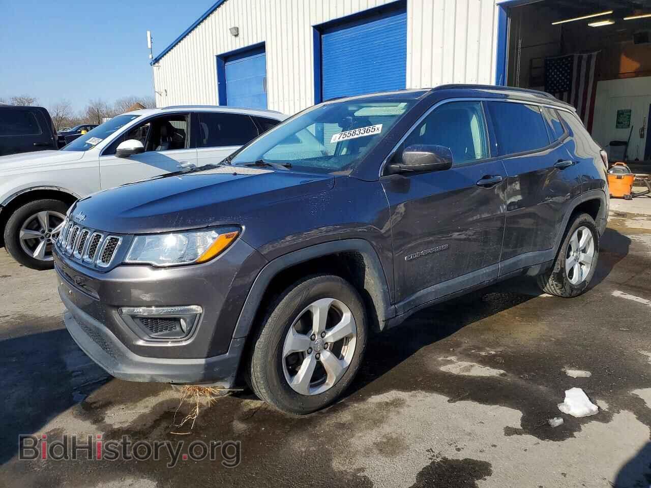 Photo 3C4NJDBB3HT628397 - JEEP COMPASS 2017