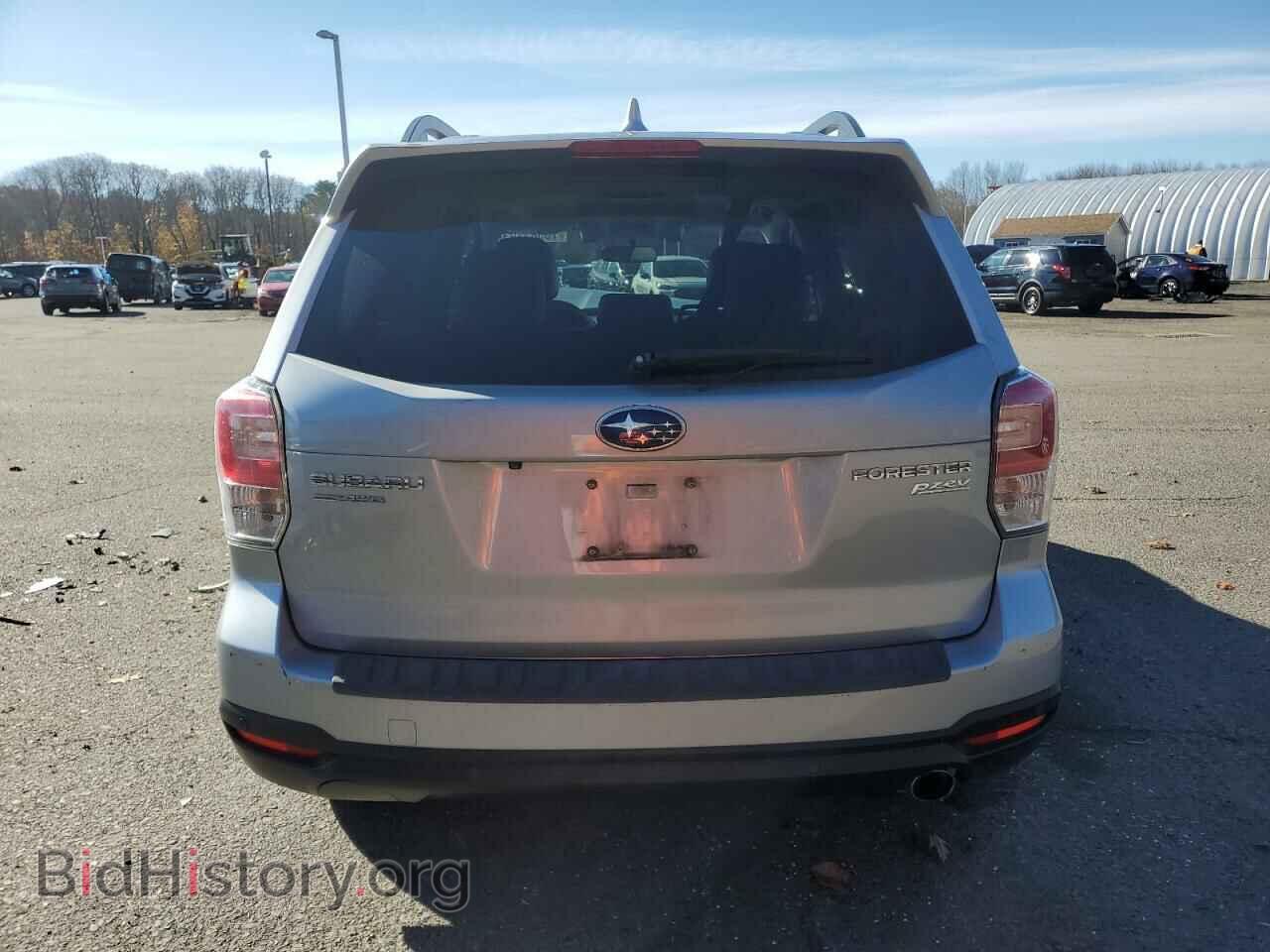 2017 SUBARU FORESTER - VIN: JF2SJARC1HH477205 - Фото 6