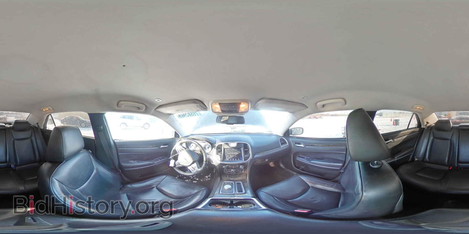 2019 CHRYSLER 300 - VIN: 2C3CCAKG4KH542953 - Фото 14