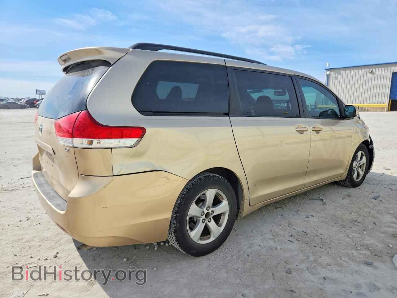 2014 TOYOTA All Models - VIN: 5TDKK3DC3ES456880 - Photo 3