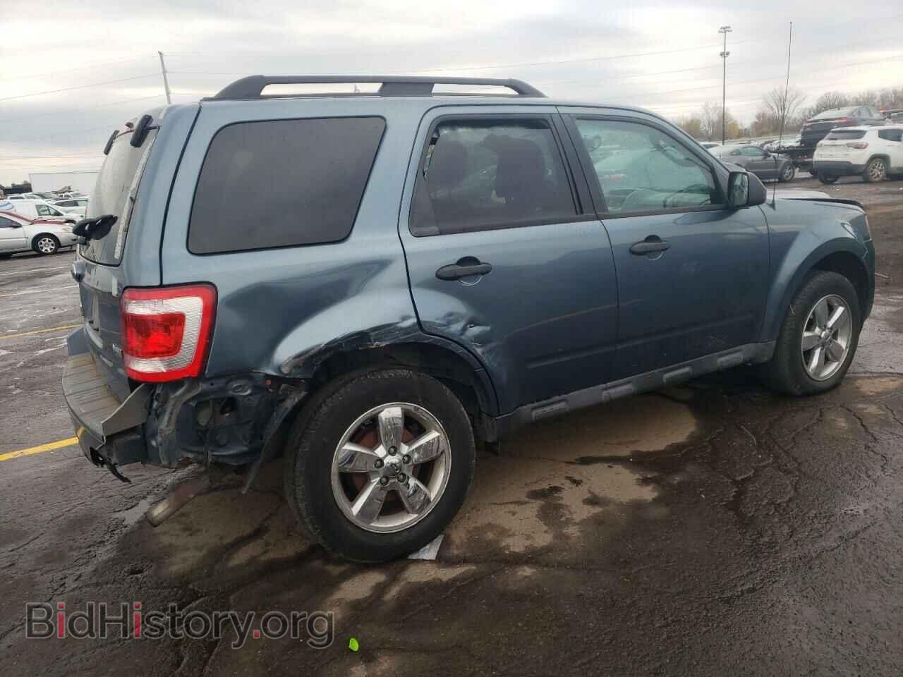 2011 FORD ESCAPE - VIN: 1FMCU0DG3BKB83745 - Photo 3