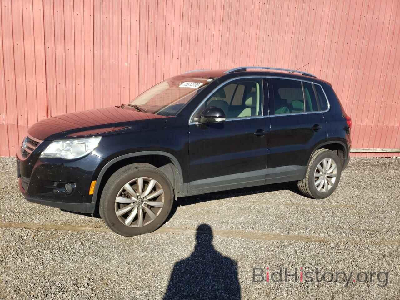 Photo WVGAV7AX3BW549939 - VOLKSWAGEN TIGUAN 2011