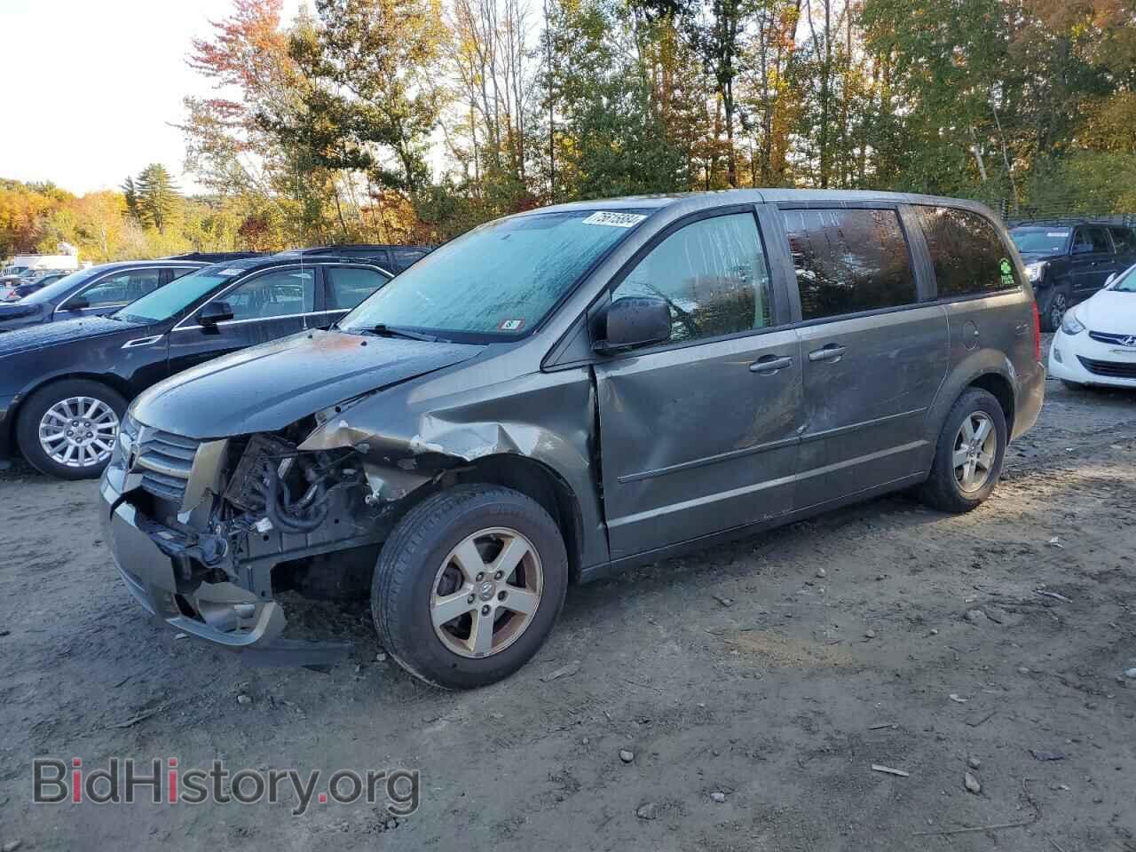 Photo 2D4RN4DE9AR388717 - DODGE CARAVAN 2010