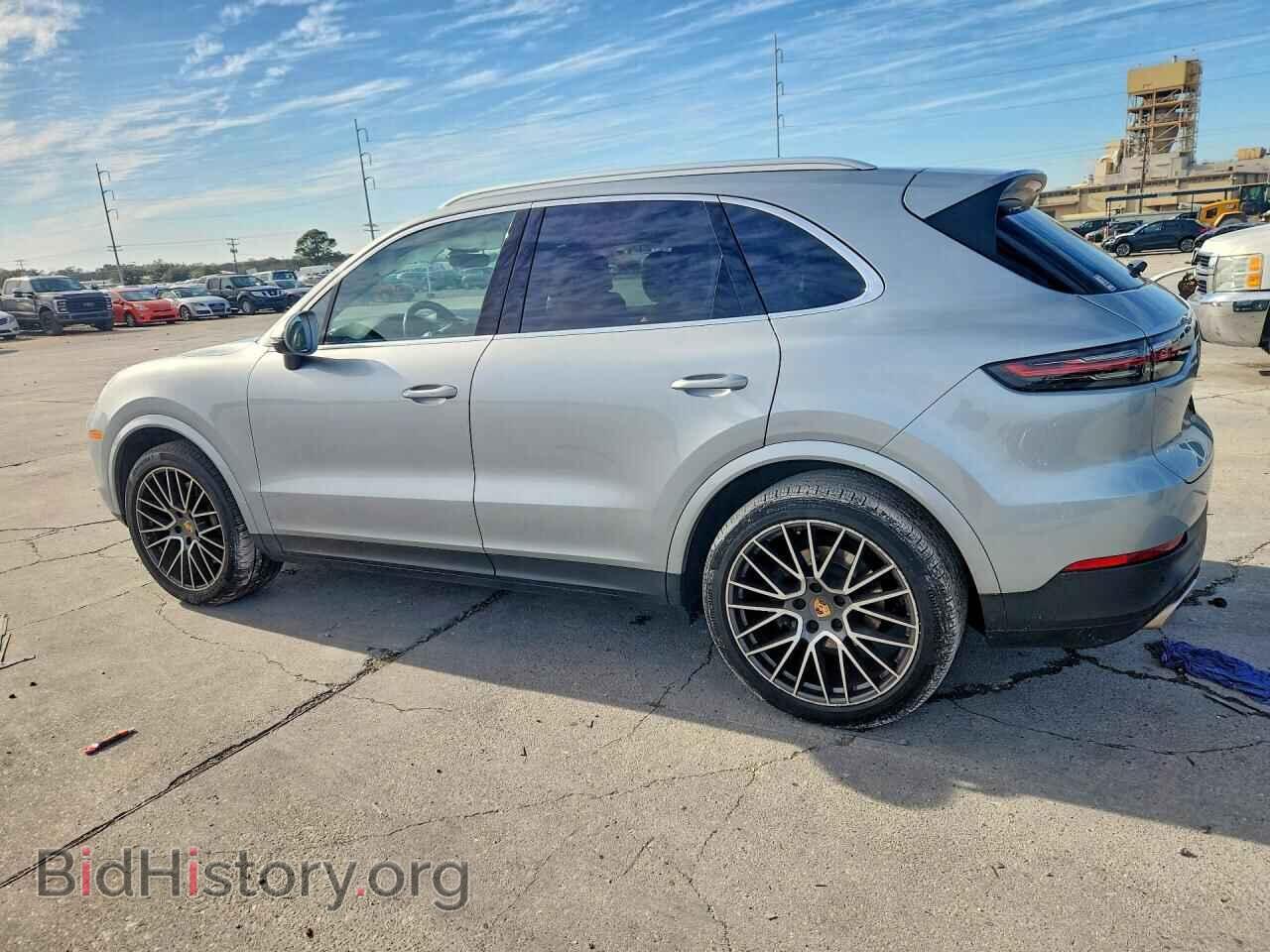2021 PORSCHE CAYENNE - VIN: WP1AA2AY2MDA08809 - Photo 2