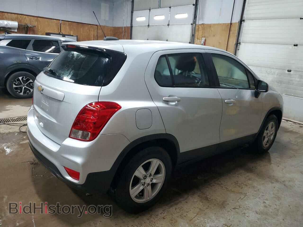 2019 CHEVROLET TRAX - VIN: 3GNCJKSB3KL330796 - Photo 3