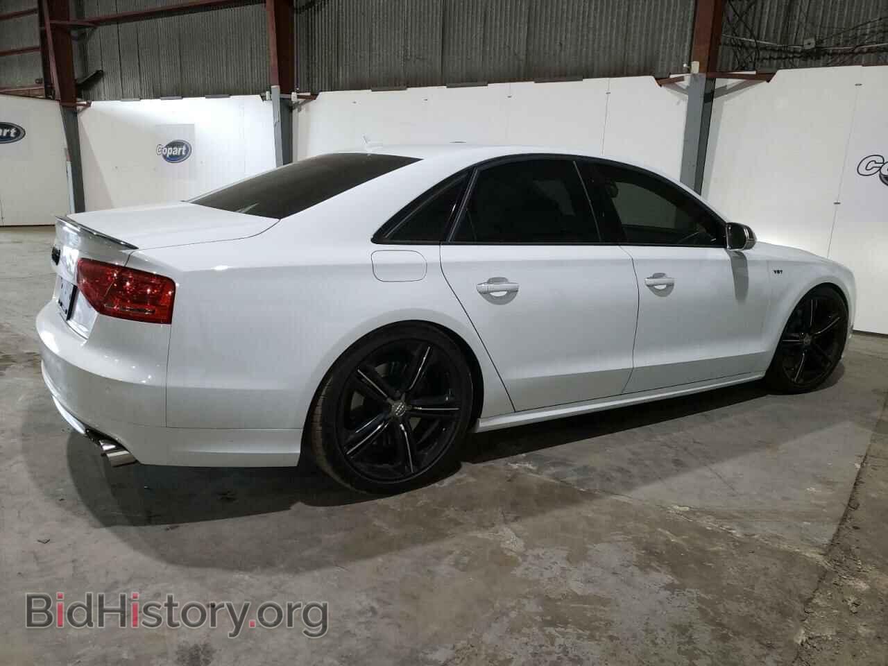 2014 AUDI S8 - VIN: WAUD2AFD4EN008220 - Фото 3
