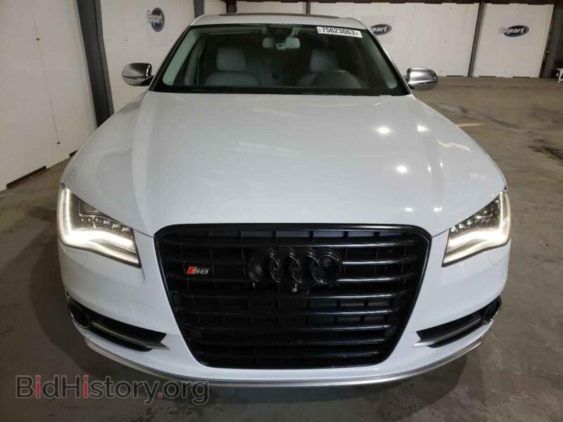 2014 Audi S8 (VIN WAUD2AFD4EN008220) — фото 5 из 12