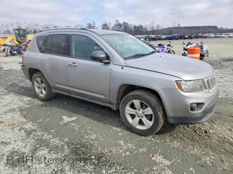 2015 Jeep COMPASS (VIN 1C4NJDBB5FD134853) — photo 4 of 15