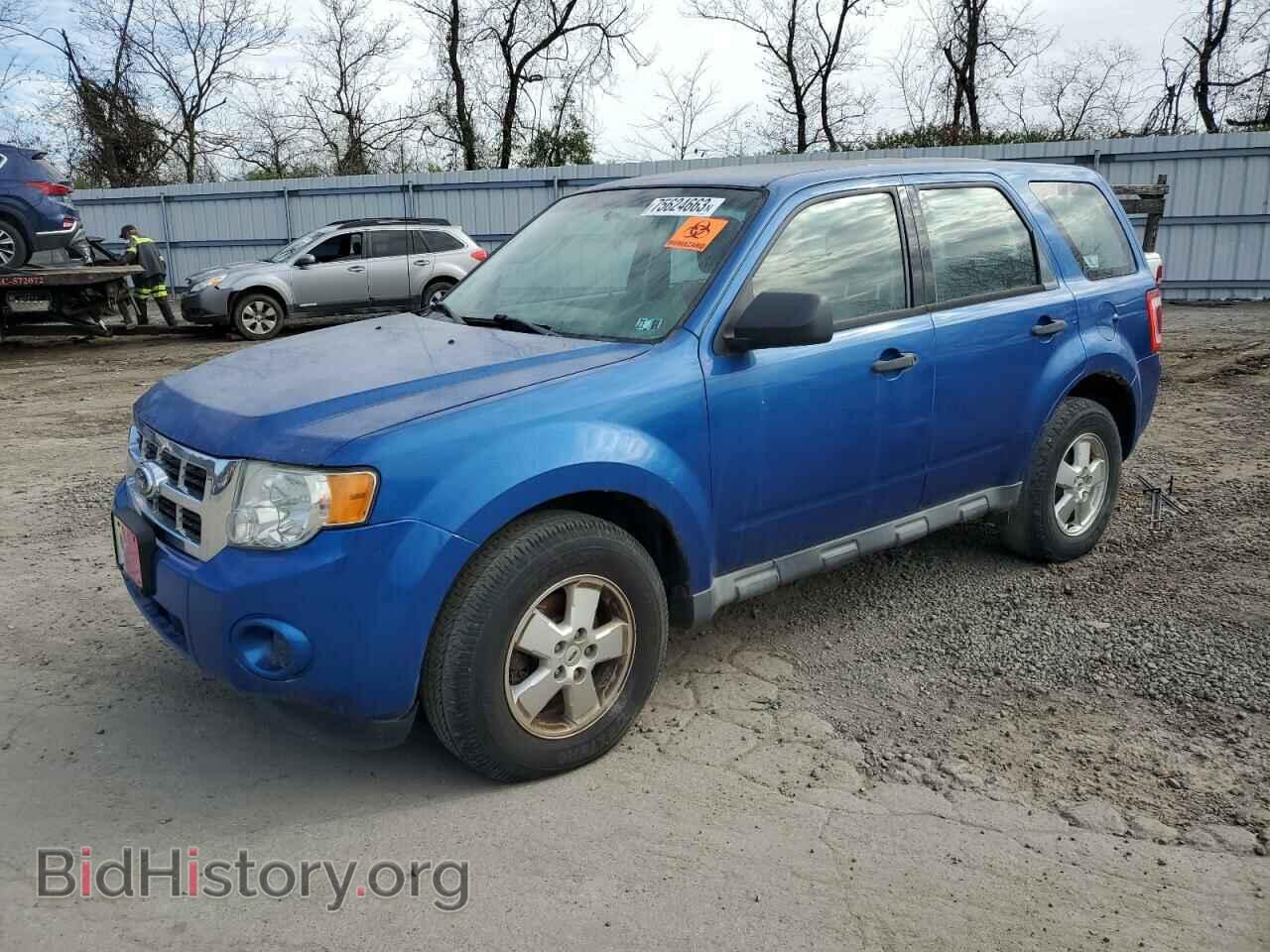 Photo 1FMCU0C74BKB77888 - FORD ESCAPE 2011