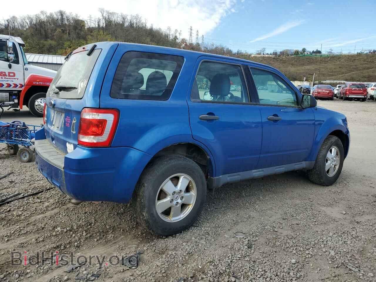 2011 FORD ESCAPE - VIN: 1FMCU0C74BKB77888 - Photo 3
