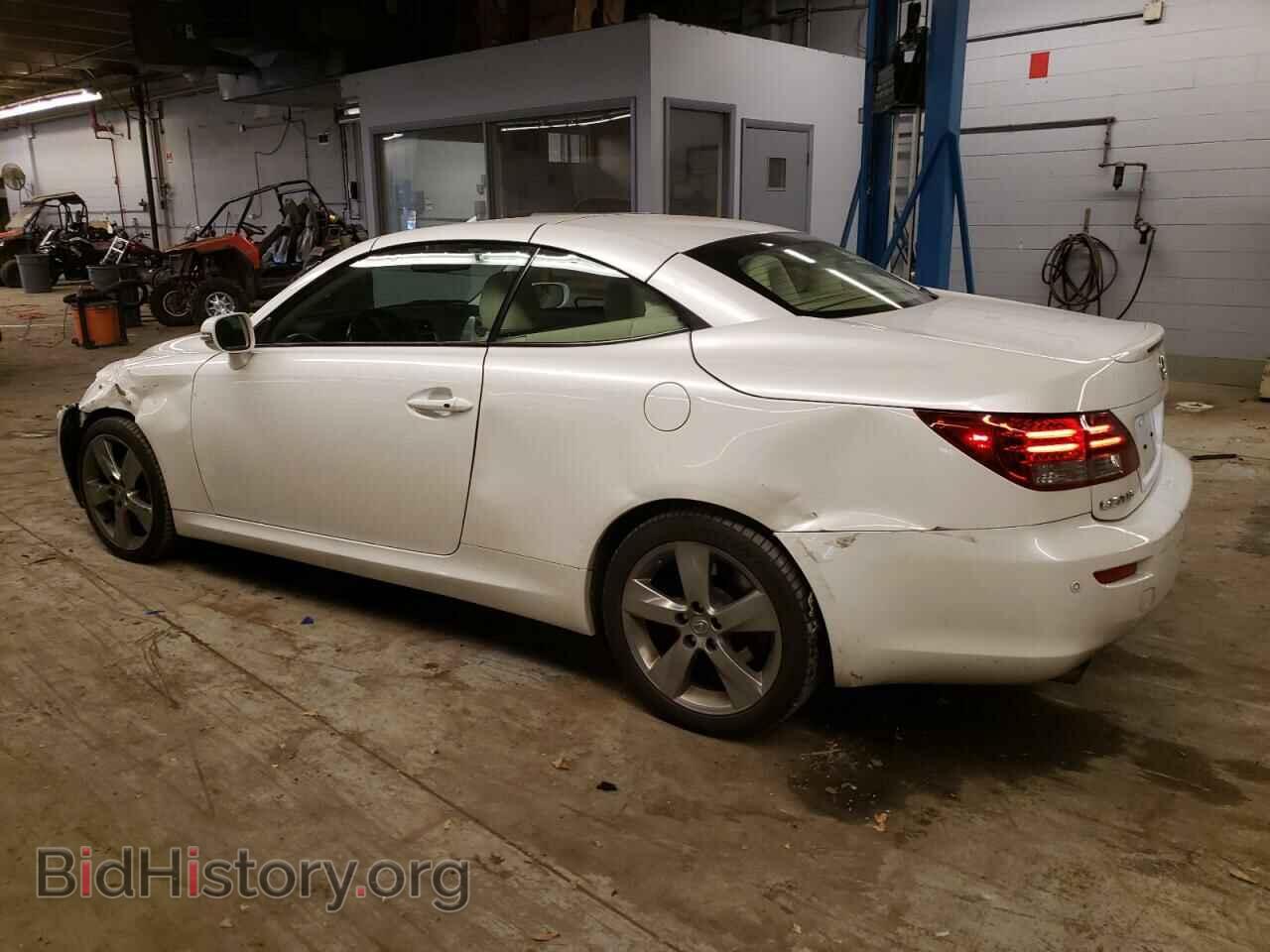 2010 LEXUS IS - VIN: JTHFF2C20A2508278 - Фото 2