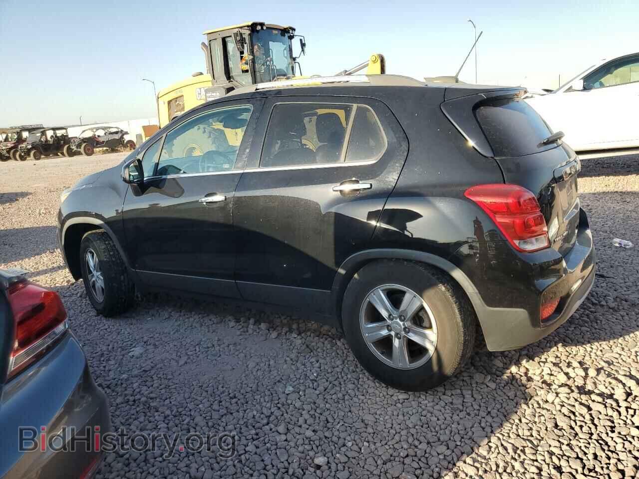 2018 CHEVROLET TRAX - VIN: 3GNCJPSBXJL243733 - Фото 2