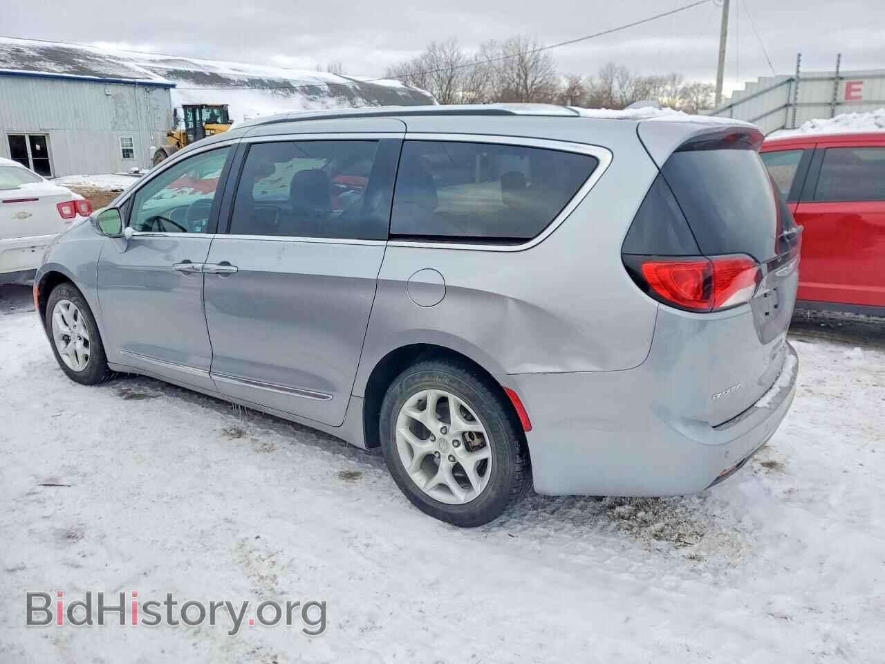 2017 CHRYSLER PACIFICA - VIN: 2C4RC1EGXHR832781 - Фото 2