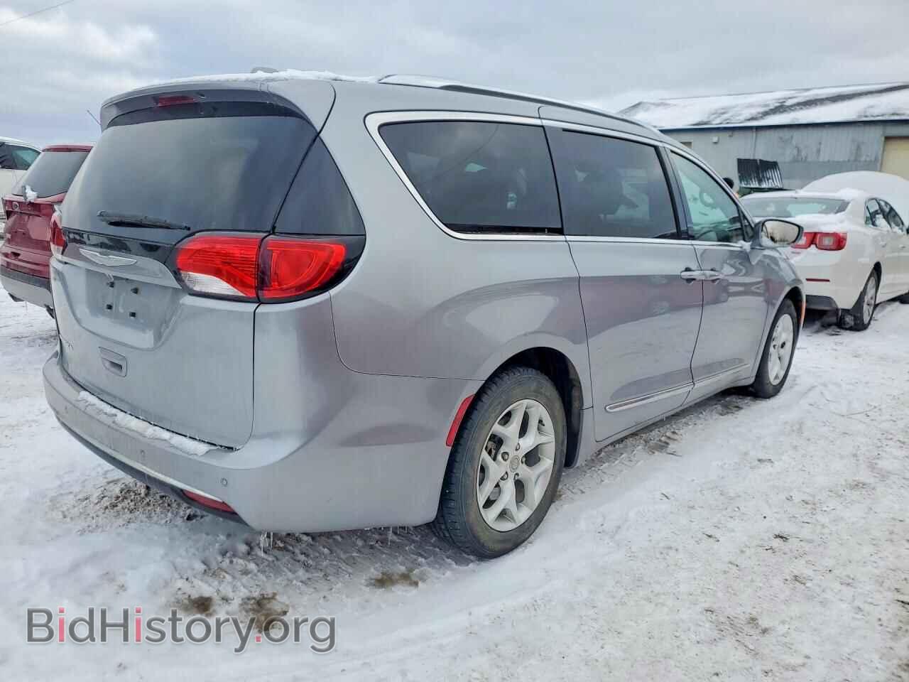2017 CHRYSLER PACIFICA - VIN: 2C4RC1EGXHR832781 - Фото 3