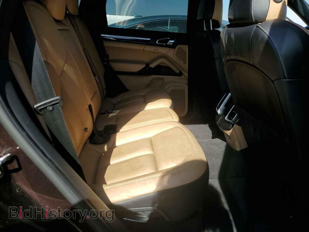 2016 PORSCHE CAYENNE - VIN: WP1AA2A25GKA09464 - Фото 10