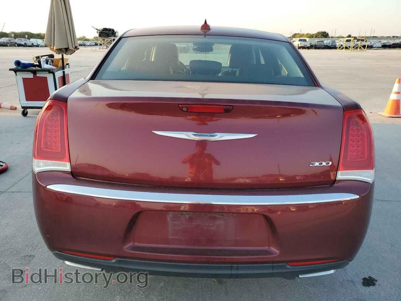 2016 CHRYSLER 300 - VIN: 2C3CCAAGXGH167577 - Фото 6