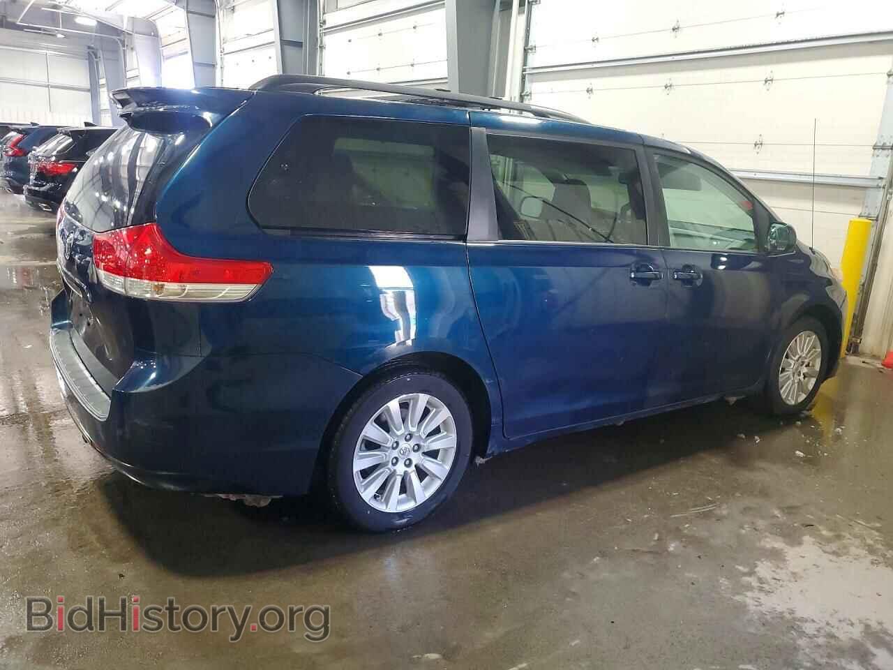 2011 TOYOTA All Models - VIN: 5TDJK3DC7BS030004 - Фото 3