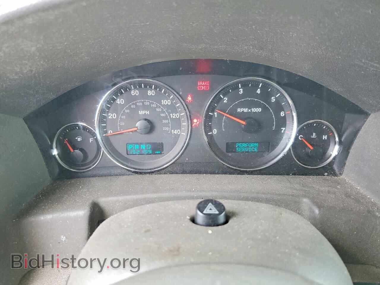 2007 JEEP COMMANDER - VIN: 1J8HH48K47C547363 - Photo 9