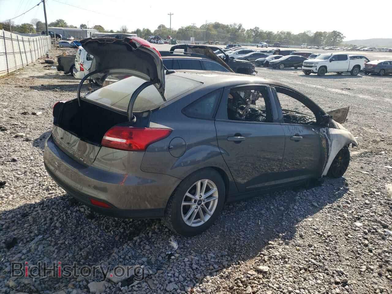 2017 FORD FOCUS - VIN: 1FADP3F23HL318332 - Фото 3