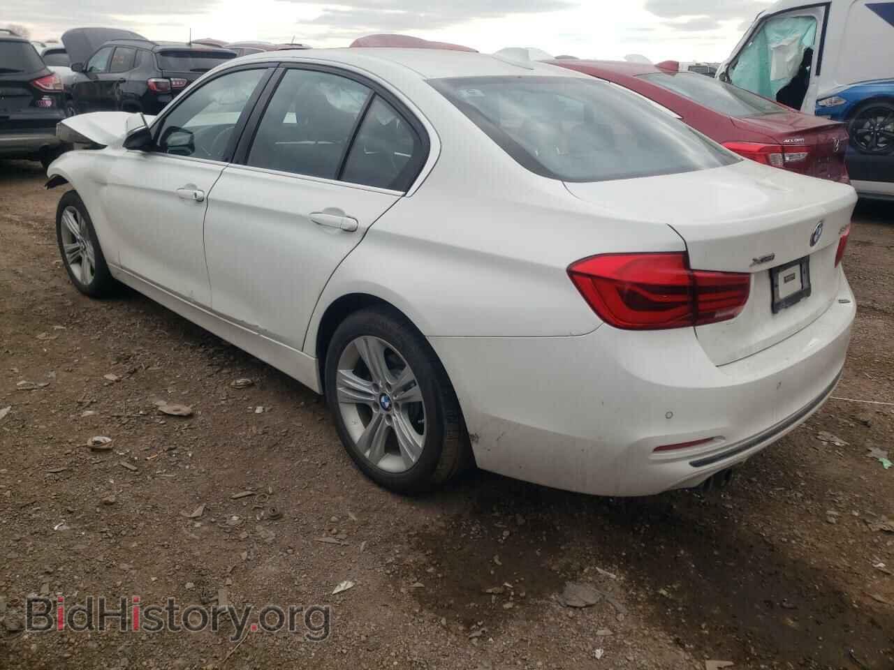 2017 BMW 3 SERIES - VIN: WBA8D9C37HA004261 - Фото 2