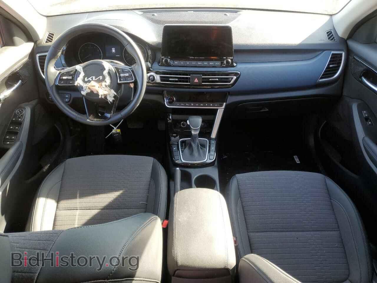 2023 KIA SELTOS - VIN: KNDEUCAA7P7421685 - Фото 8