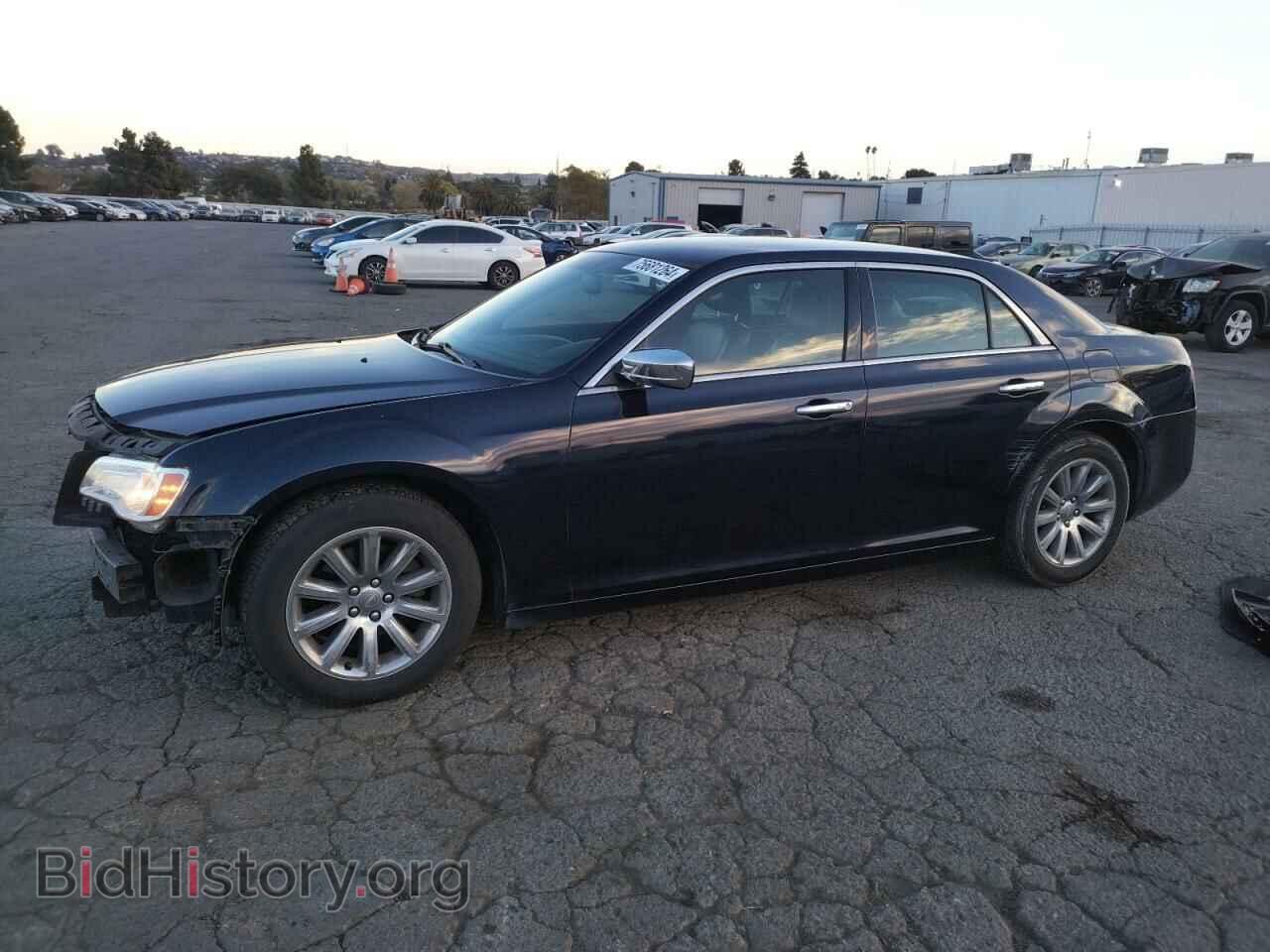 Фотография 2C3CCACG8CH266079 - CHRYSLER 300 2012