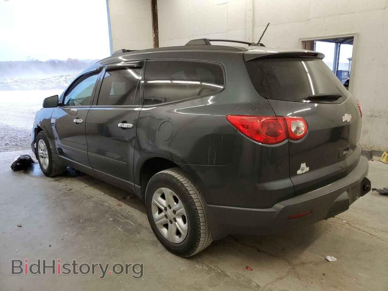 2012 CHEVROLET TRAVERSE - VIN: 1GNKRFED5CJ362201 - Фото 2