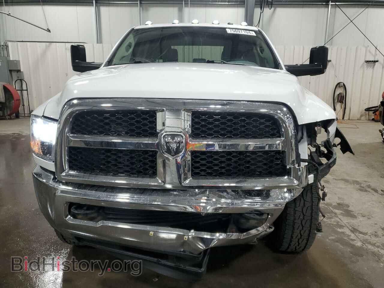 2017 RAM All Models - VIN: 3C6UR5CJ6HG586257 - Фото 5
