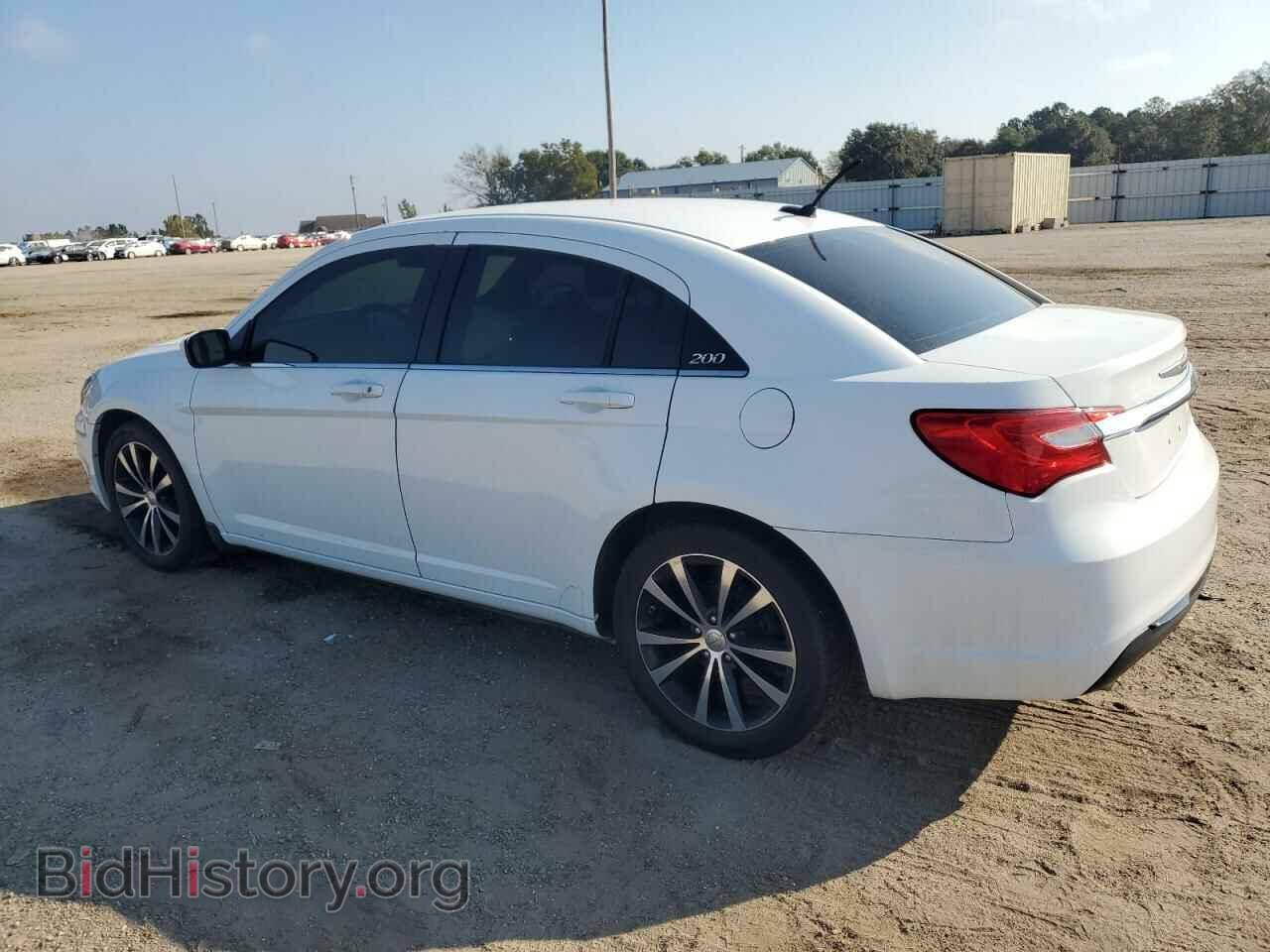 2014 CHRYSLER 200 - VIN: 1C3CCBBG7EN117521 - Фото 2