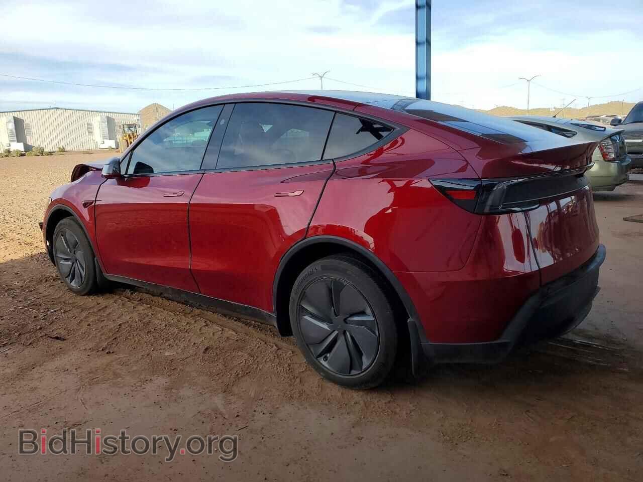2026 TESLA MODEL Y - VIN: 7SAYGDED2TF388651 - Фото 2