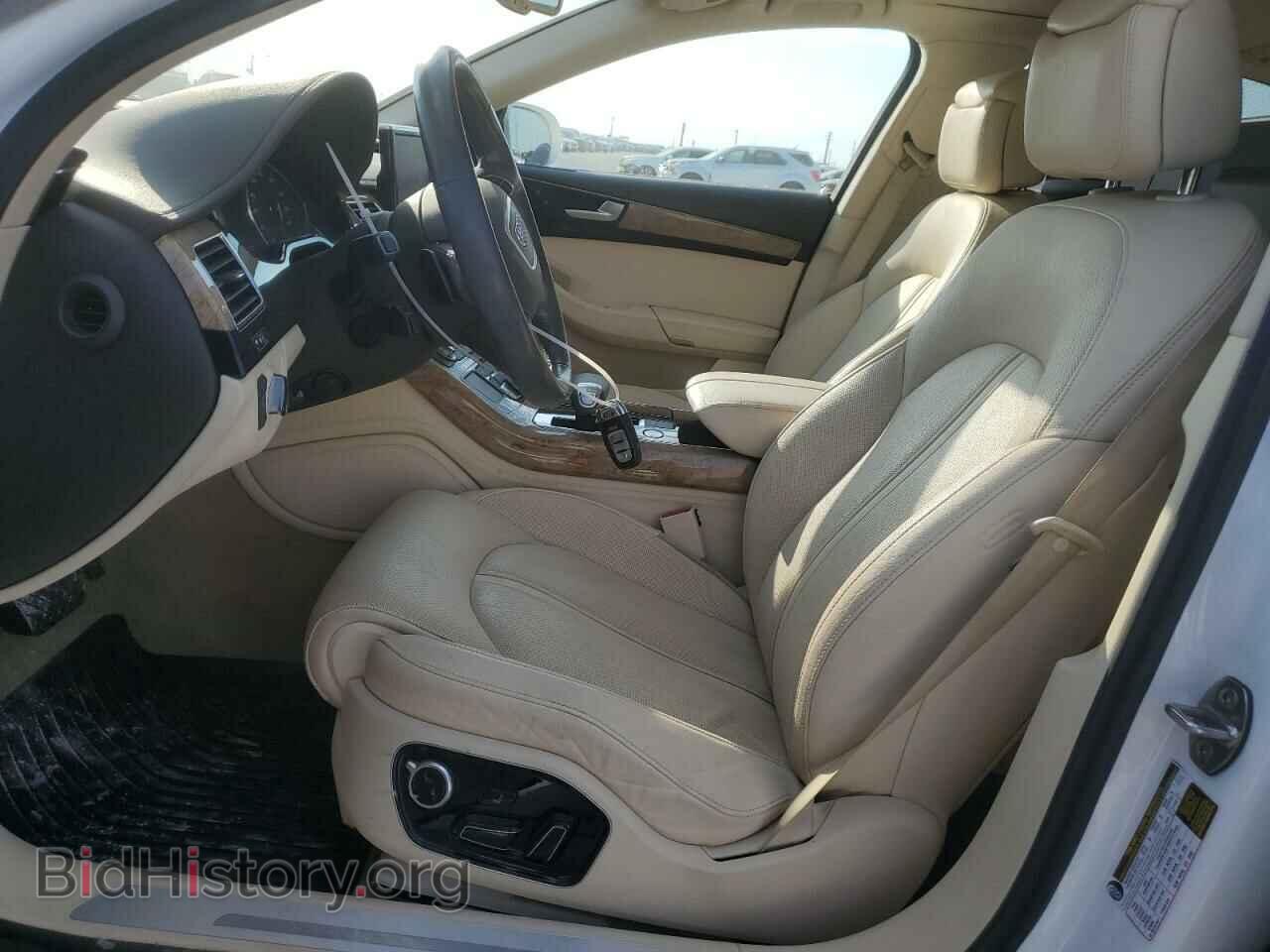 2011 AUDI A8 - VIN: WAURVAFD5BN015475 - Фото 7