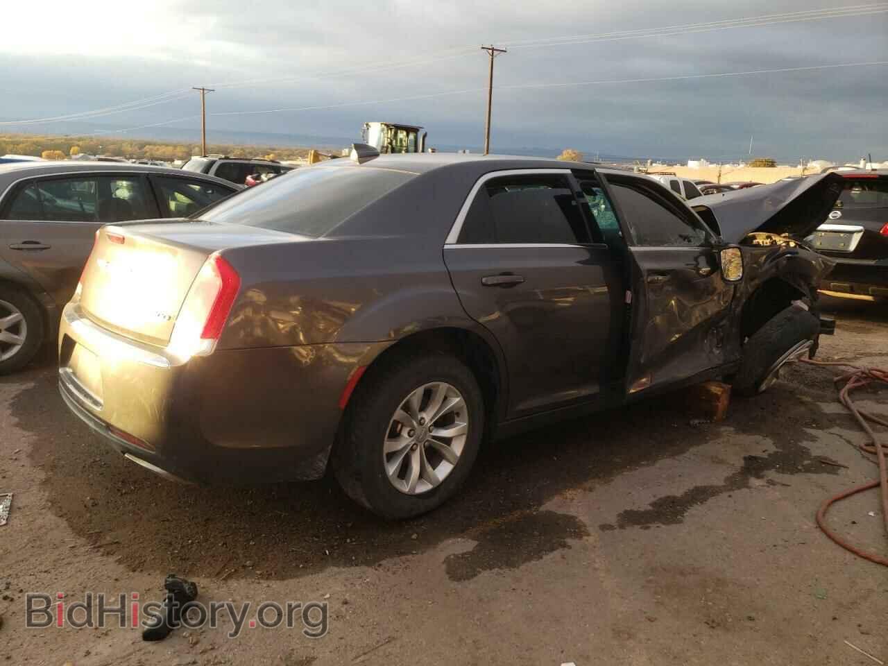 2016 CHRYSLER 300 - VIN: 2C3CCAAG7GH224219 - Фото 3