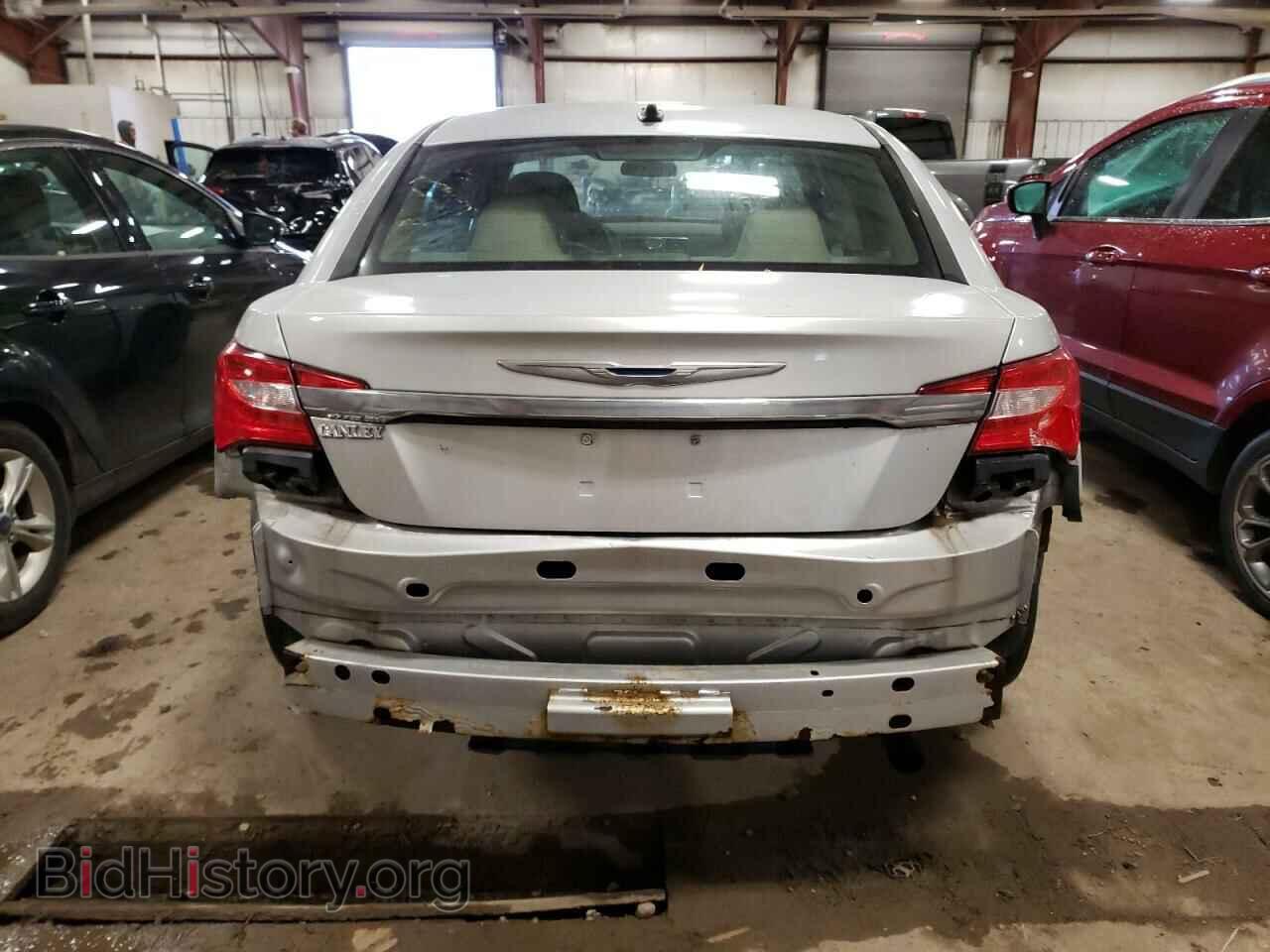 2012 CHRYSLER 200 - VIN: 1C3CCBAB0CN170368 - Фото 6