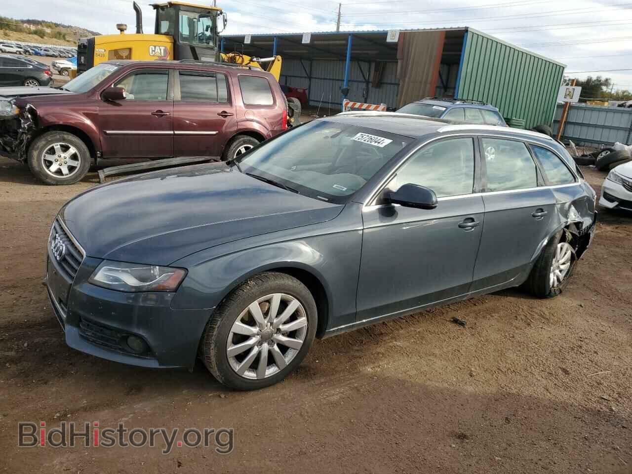 Фотография WAUWFAFL3BA085958 - AUDI A4 2011