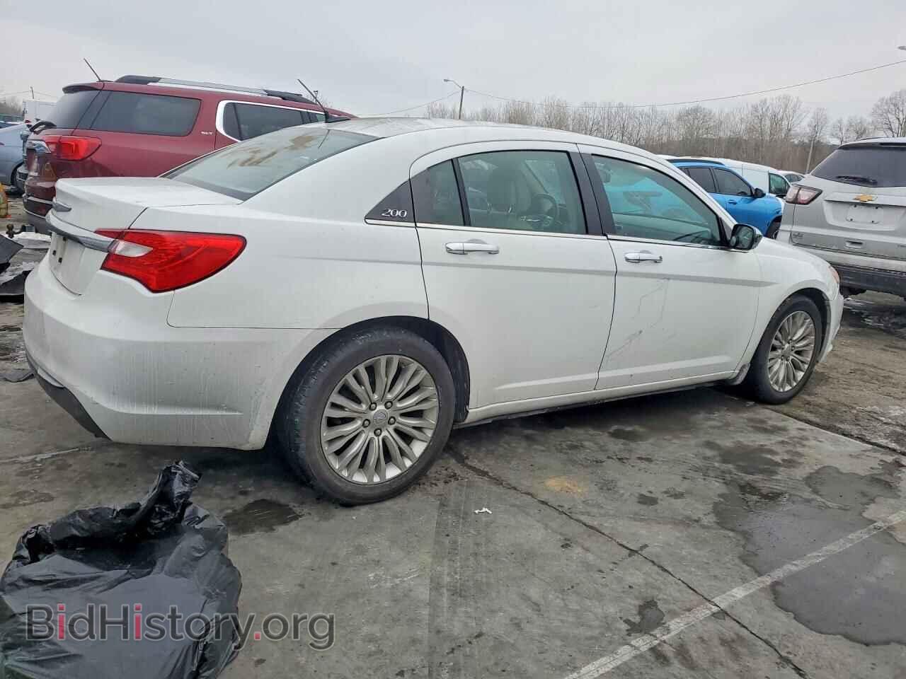 2012 CHRYSLER 200 - VIN: 1C3CCBCG3CN267993 - Фото 3