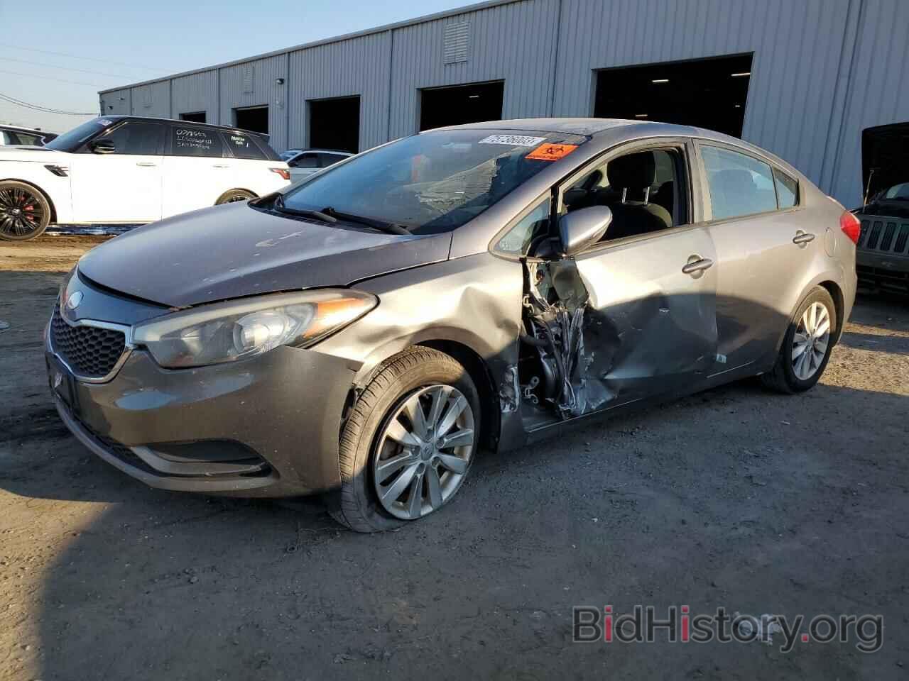 Report KNAFX4A62G5439159 KIA FORTE 2016 GRAY GAS - price and damage history