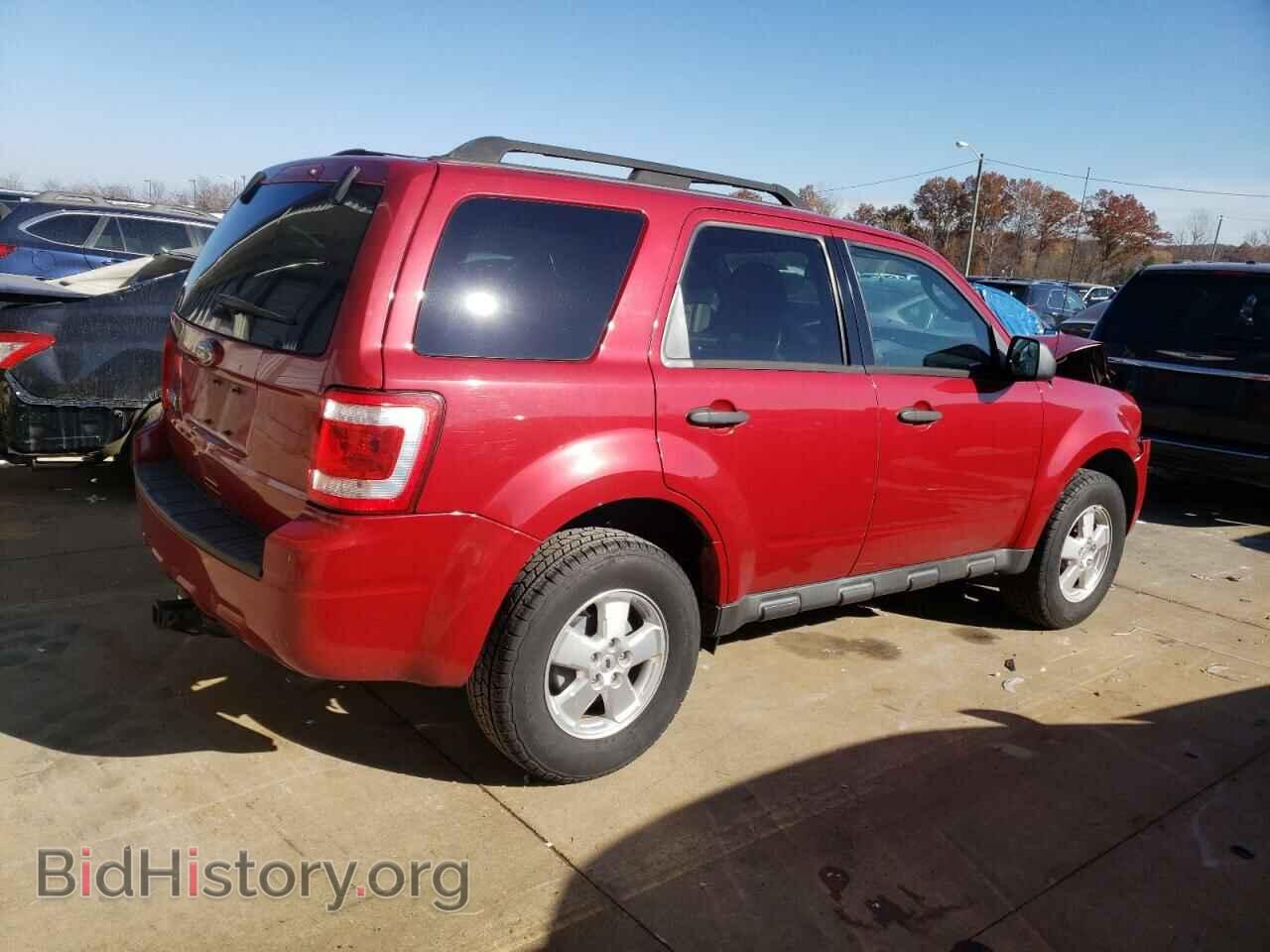 2011 FORD ESCAPE - VIN: 1FMCU0D76BKB11888 - Photo 3