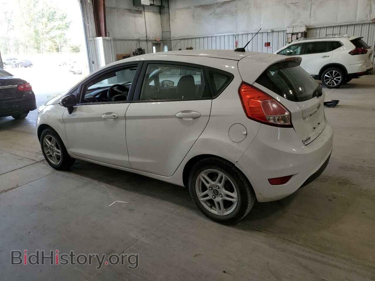 2017 FORD FIESTA - VIN: 3FADP4EJ1HM163129 - Фото 2