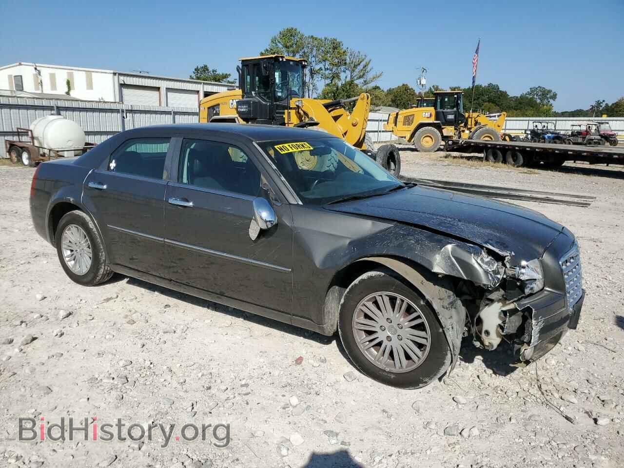 2010 CHRYSLER 300 - VIN: 2C3CA5CVXAH230175 - Фото 4