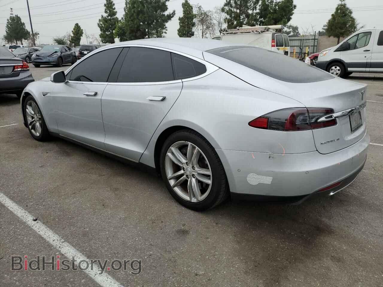 2015 TESLA MODEL S - VIN: 5YJSA1E21FF119756 - Фото 2