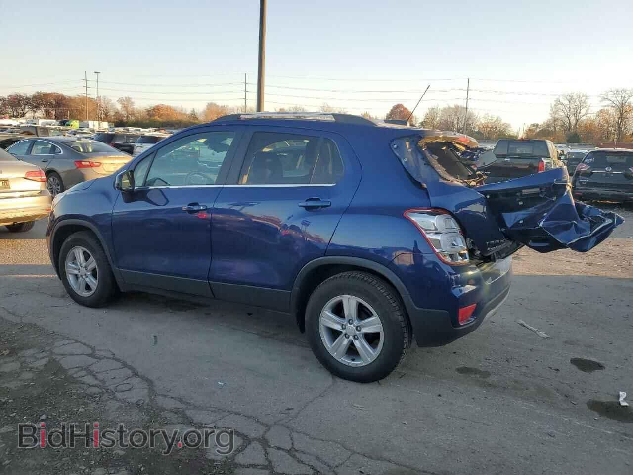 2017 CHEVROLET TRAX - VIN: 3GNCJLSB8HL143634 - Фото 2