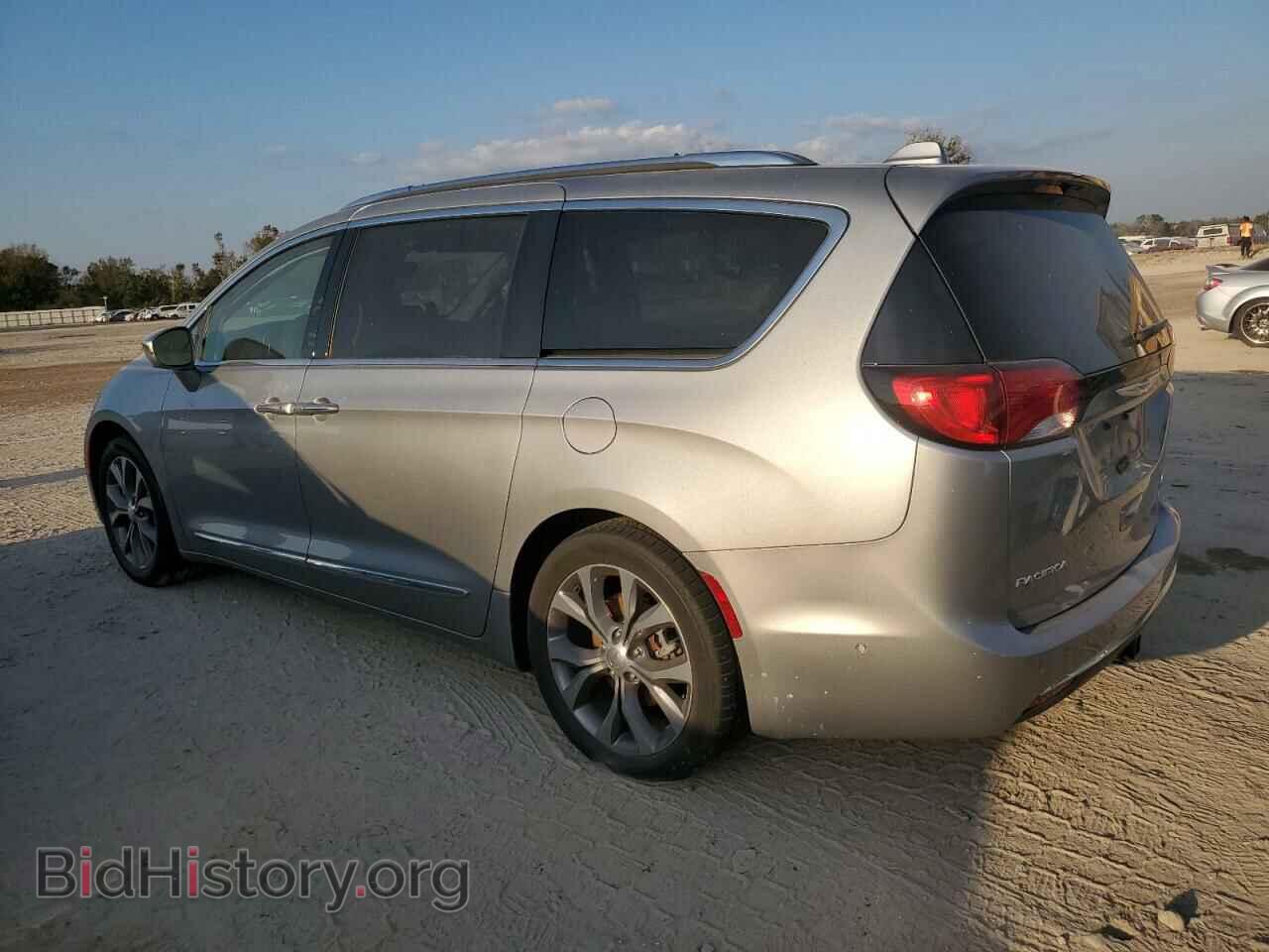 2020 CHRYSLER PACIFICA - VIN: 2C4RC1GG2LR177585 - Photo 2
