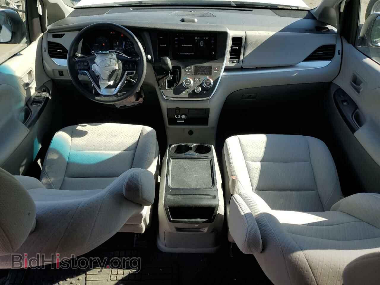 2017 TOYOTA All Models - VIN: 5TDKZ3DCXHS819000 - Фото 8