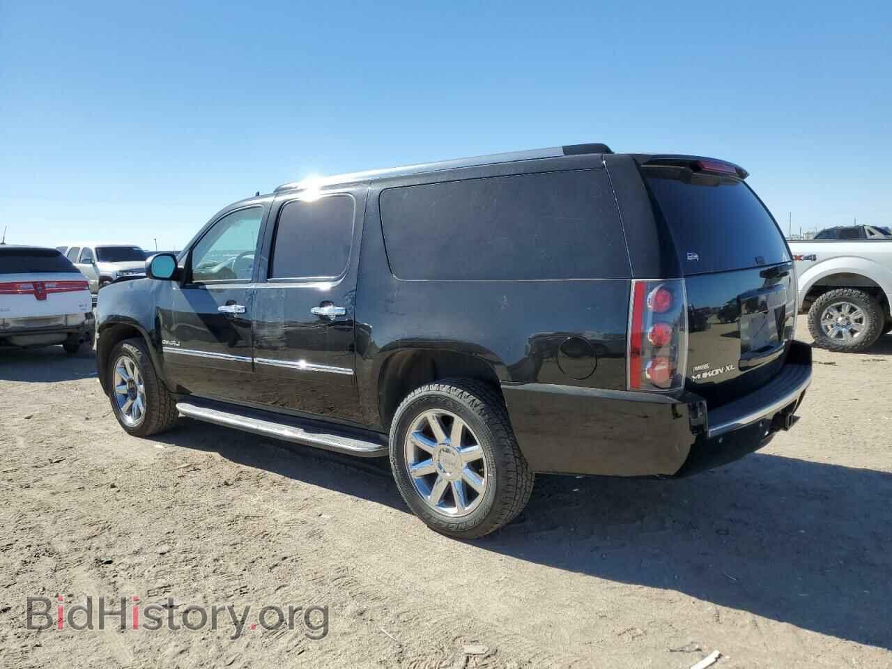 2011 GMC YUKON - VIN: 1GKS1MEF2BR174438 - Фото 2