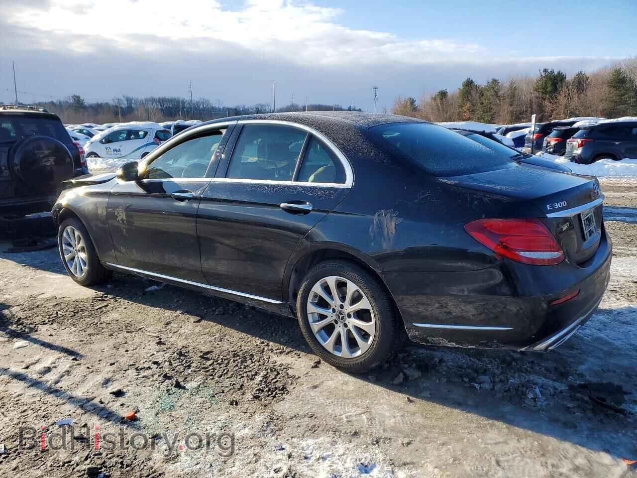 2018 MERCEDES-BENZ E-CLASS - VIN: WDDZF4KB2JA357676 - Фото 2