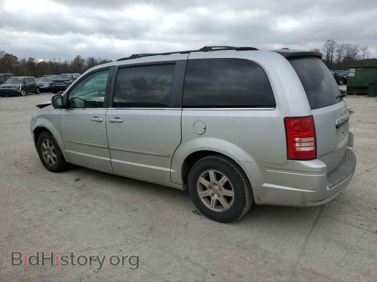 2009 CHRYSLER MINIVAN - VIN: 2A8HR54169R609825 - Фото 2