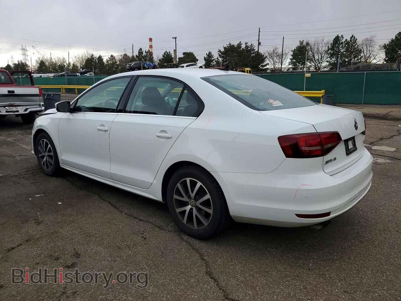 2017 VOLKSWAGEN JETTA - VIN: 3VWDB7AJ5HM202706 - Фото 2