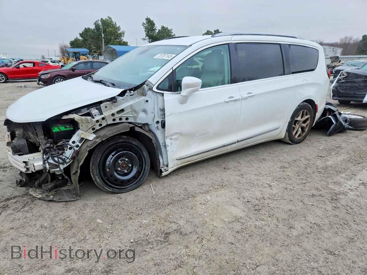 Фотография 2C4RC1EG2HR511009 - CHRYSLER PACIFICA 2017