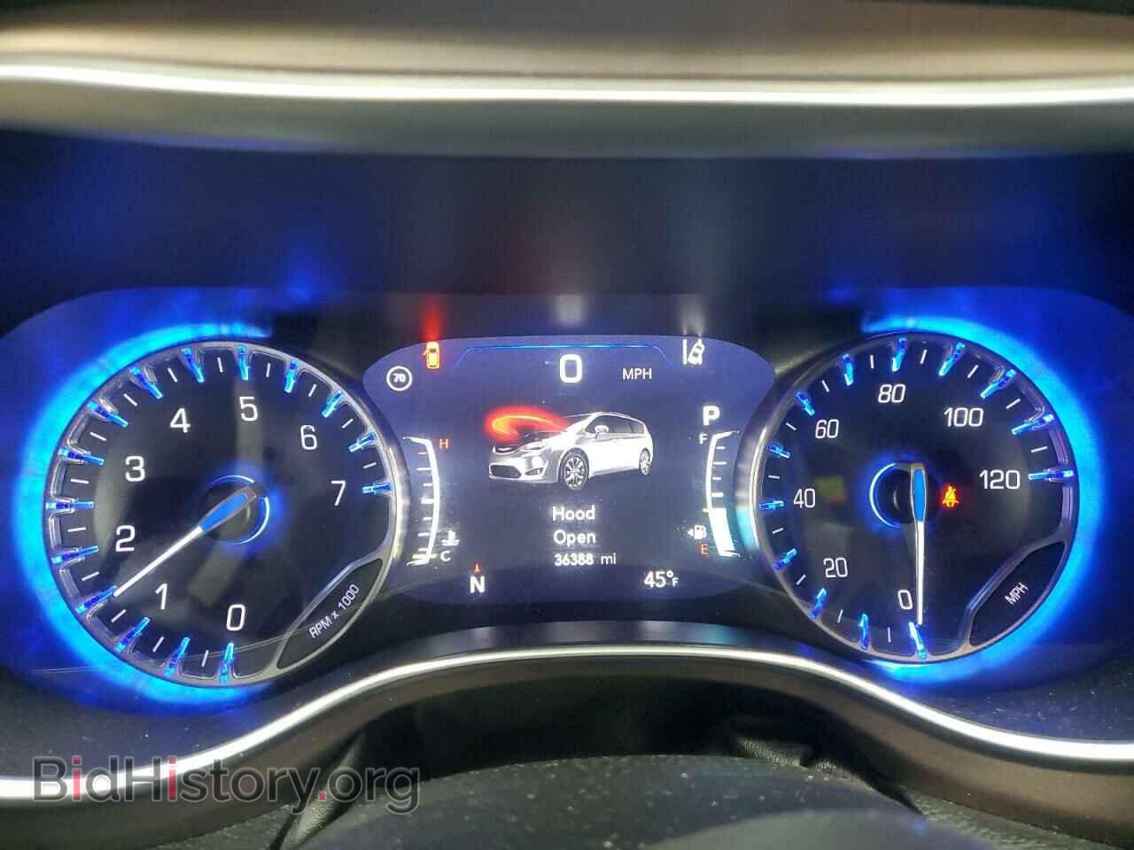 2017 CHRYSLER PACIFICA - VIN: 2C4RC1EG6HR633372 - Photo 9